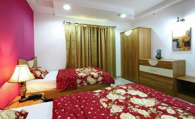 Al Manaf Hotel Suites Muskat Bagian luar foto