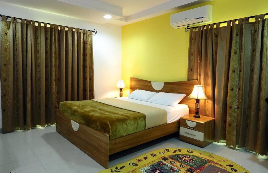 Al Manaf Hotel Suites Muskat Bagian luar foto