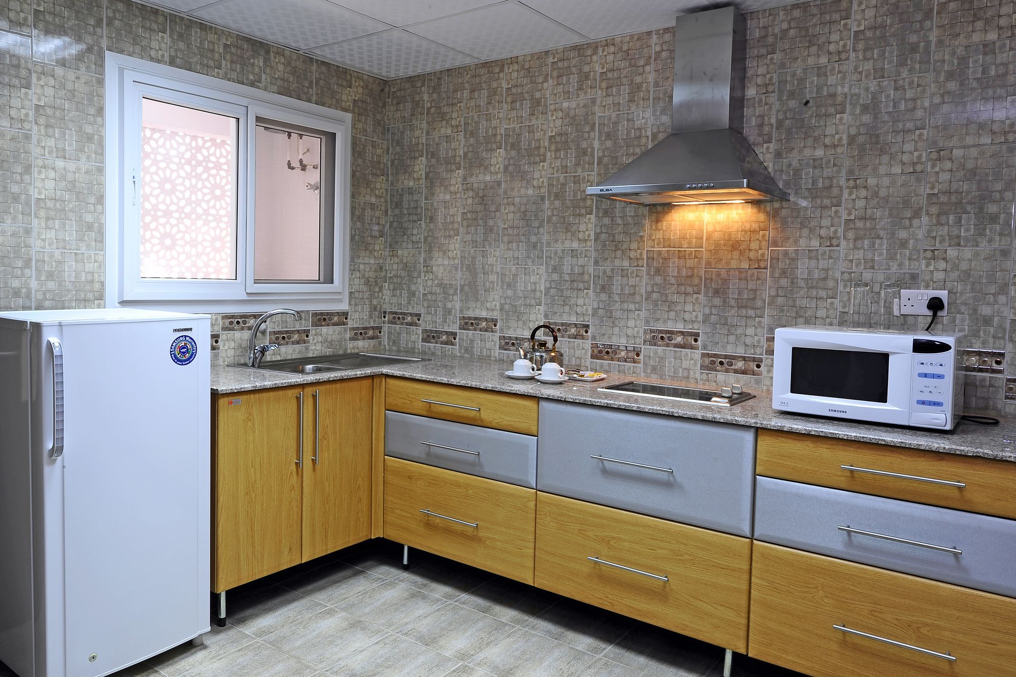 Al Manaf Hotel Suites Muskat Bagian luar foto