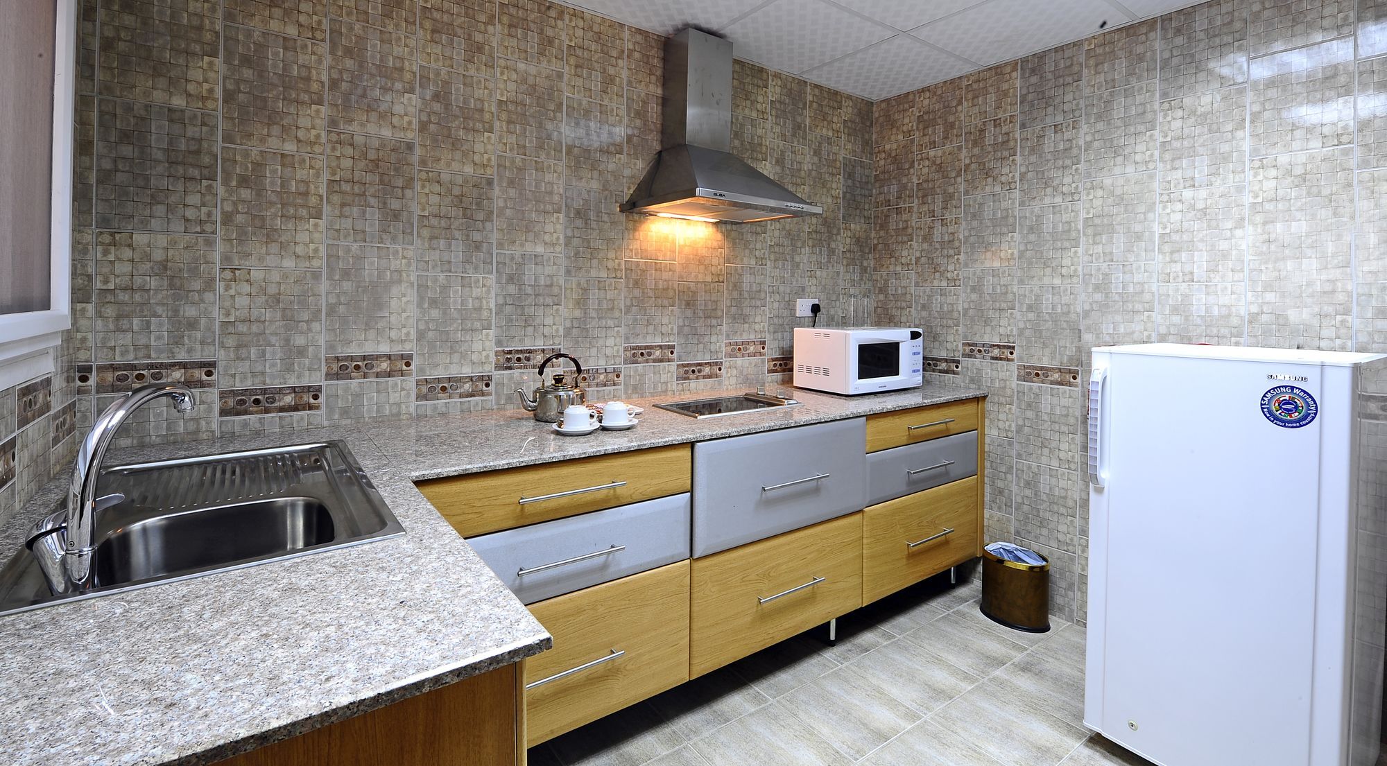 Al Manaf Hotel Suites Muskat Bagian luar foto